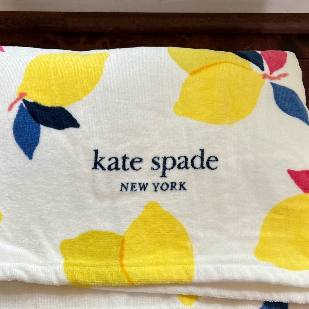 Kate Spade ♠️ Lemon Beach Towel NWT